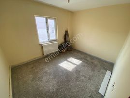 Sanatoryum Eğitim Araştırma Yakını Üst Kat 3+1 Satılık Daire