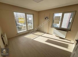 Marka'dan Atakent Cadde Üzeri 1+1 Kiralık Daire