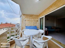 Deniz Manzaralı Denize Sıfır Soner Sitesinde 2+1 Satılık Daire