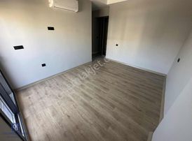 Çiğli Balatçıkta Katip Çelebi Üni.yakını Azel Deluxe 2+1 Kiralık