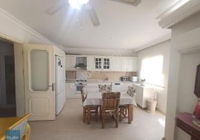 Kusadasının Endegerli Bölgesi Marina Ferah Genis 3+1 Daire