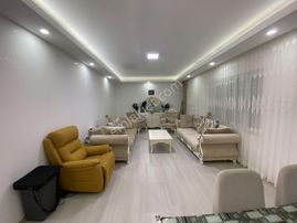 Kahramankazanda 500 M2 Arsa Üzerine Yapılı Havuzlu İmarlı İskanlı Satılık Lüx Villa