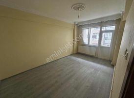 **hürriyet Mahallesi Kiralık 3+1 Site İçerisi**