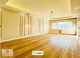 Metrobüse Yakın Cadde Üzeri Güvenlikli Site İçi 2+1 Daire