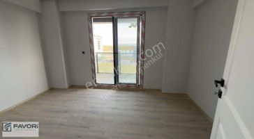 Favori'den Yavuz Sultan Selim'de Geniş 2+1 Sıfır Kapalı Garajlı