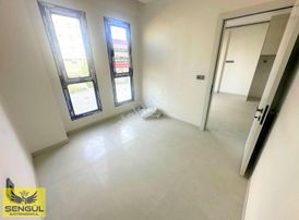 Bölge Hast.yanı Satılık Ofis Ve Mesken Kullanımına Uygun Apart