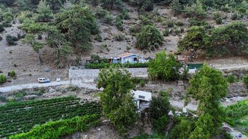 Karagöl Yolu Üzerinde Doğa Harikası 748 M2 Tek Tapu Tarla