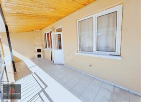 Döşemealtı Yeniköy Siteiçi Doğalgazlı Fırsat 4+1 Triplex Villa