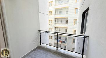 Hastanenin Dibinde Sıfır Eşyalı Kiralık 1+1 Lüks Daire