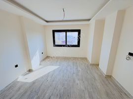 Çınarlı'da 3+1+ç.b+g.oda Bahçeli Dublex Sıfır İkiz Satılık Villa