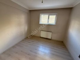 Mamak - Ekin Mahallesinde Merkezi Konumlu 3+1 Satılık Daire !!!