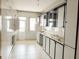 Taha Emlak Tan Hantepe İlk Öğretim Okulu Civarı 3+1 Daire