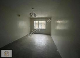 Cumhuriyette Satılık 3 Katlı Müstakil Ev