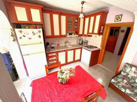 Akçay'da Aygülden Denize Çok Yakın Ön Cephe Masrafsız Geniş Ve Ferah Kaçmaz Fırsat 2+1 Satılık Daire