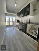 Ofm Hastanesi Yakını Mitatpaşa Cad Üzeri Arakat 110m2 2+1