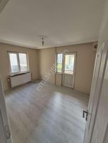 Buca Hürriyet Mahallesinde//tuğsavulokul Arkası//izbana5dk//3+1/arakat/2.cikat//içi Ful Yapılı Daire