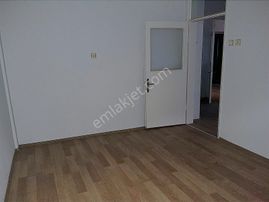 Kadifekale Sağlık Ocağı Yanında Kiralık 3+1