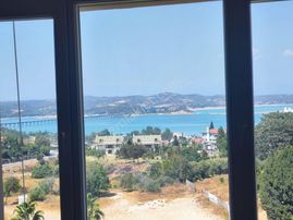 3+1 Göl Manzaralı Güzelyalı 220m2 Herkat Tek Daire 4cephe G.enerji Dgaz 2banyo 4balkon 5-10yaş