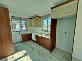 Uytundan Pelitköyde Denize 50 M Deniz Manzaralı Lüks 3+1 Villa