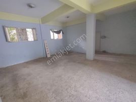 Cadde Üzeri 130 M2 Kiralık İşyeri - Dükkan