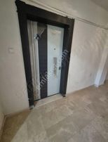 Satılık 3+1 Büyük Ve Kullanışlı