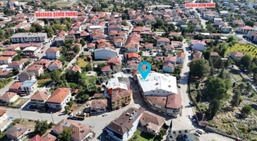 Metsa'dan Gölyakada Kurumsal Kiracılı 450 M2 Satılık Dükkan