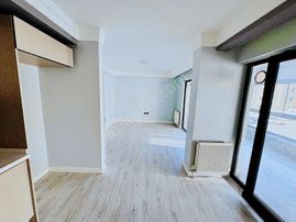 Seğmenler 2+1 Hastahane Yakını Son Kat Lüks Kiralık Daire