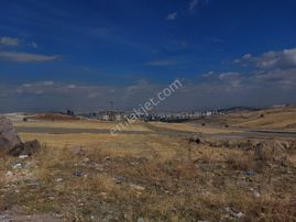 Etimesgut Yapracık Bölgesin De Satılık Konut İmarlı Hisse Ve Tek Tapu Arsalar