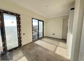 Ayaşta Denize Yakın Manzaralı Havuzlu 1+1 Ebeveyn Banyolu Daire