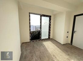 Ayaşta Denize Yakın Manzaralı Havuzlu 1+1 Ebeveyn Banyolu Daire