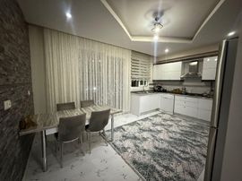 Hızlı 21 Gayrimenkul'den Şehir Hastahanesi Yanı Acil Satılık4+1 Daire