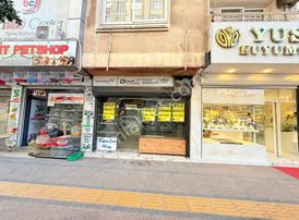 Genç Emlak'tan Hastane Caddesinde Satılık 2 Dükkan. Köşe Başı.