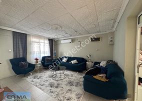 Salihli Zafer De Satılık 168 M2 Arsa Üstünde 2 Katlı Müstakil Ev