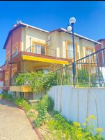 Sitede Manzaralı Köşe Konum