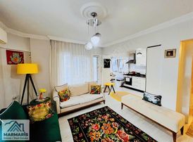 Sitelerde Denize Yakın Yenilenmiş Satılık 2+1 Daire