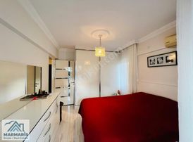 Sitelerde Denize Yakın Yenilenmiş Satılık 2+1 Daire