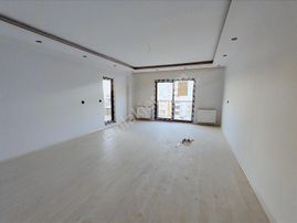 Acar Emlaktan Enes Yapı 3 Te 3+1 180m2 Kiralık Sıfır Lüks Daire