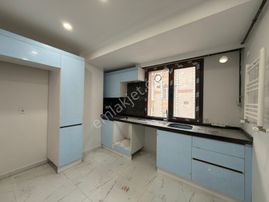 Salih Emlak 'tan Güney Cephe 2+1 Çift Cephe 1.2.3.5.kat Daireler