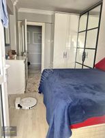 Bayraklı İbrahim Yüzbaşı Hakkı Cadde Üzeri Merkezi Konum 3+1