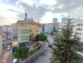 Keçiören Kuşcağız Mah. Caddede Önü Açık Manzaralı 3+1 Satılık Daire