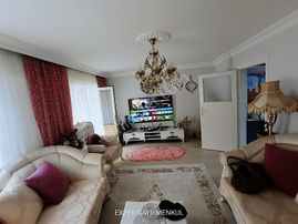 Exper Gayrimenkul Den Gazi Caddesi'nde 1+1