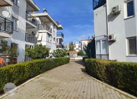 Re Golf'ten Belek Pazar Yeri Yanı Havuzlu Site İçi Yazlık