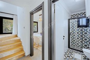 Eski Datça'da 3+1 Çatı Dubleksi