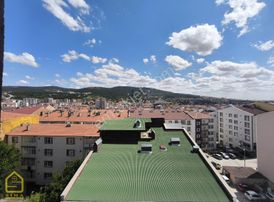 Sima Emlaktan Merkezde Sıfır 3 Banyolu Kiralık 4+1 Daire