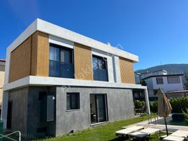 Müstakil Özel Havuzlu Villa