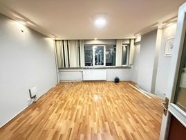 Bm Real Estate Gazcılar Cadde Üzerinde Kiralık 90 M² Ofis