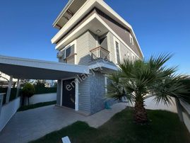 ❗️bu Fiyata Başka Yok Tam Müstakil Ayrı Mutfak Full Eşyalı Müstakil Havuz & Otoparklı❗️