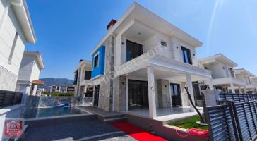 Kuşadası Davutlarda Müstakil 3+1 Satılık Villa