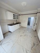 Merkezi Konumda Kapalı Garajlı Satılık 3+1