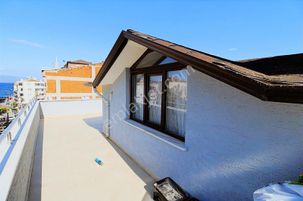 Güzelyalıda Deniz Manzaralı 4+1 Komple Eşyalı Satılık Daire